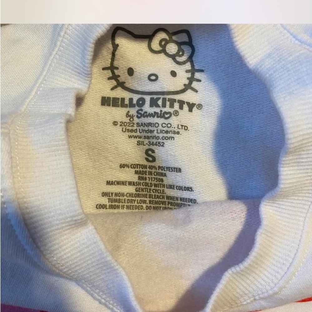 Hellokitty sweater - Picture 2 of 3